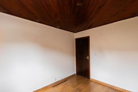 Casa para alugar com 120m², 2 quartos e 1 vagaQuarto 