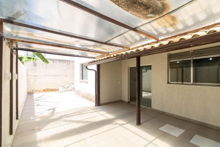 Apartamento para alugar com 135m², 2 quartos e 1 vaga Apartamento para alugar com 135m², 2 quartos e 1 vagaÁrea externa