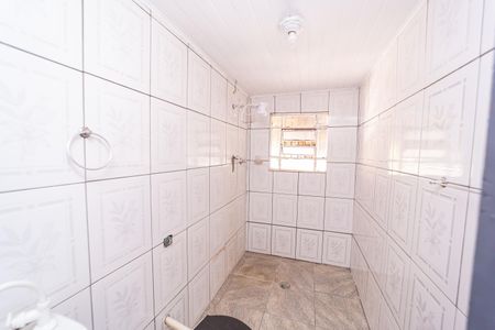 Casa à venda com 60m², 1 quarto e sem vaga Casa à venda com 60m², 1 quarto e sem vagaBanheiro