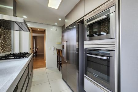 Apartamento para alugar com 155m², 3 quartos e 3 vagasCozinha