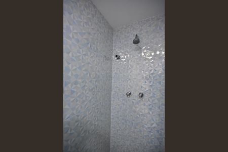 Apartamento à venda com 147m², 4 quartos e 2 vagasChuveiro do Banheiro