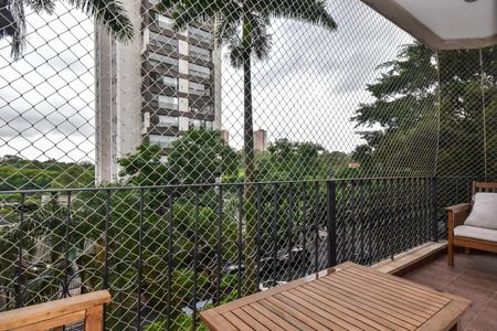 Apartamento à venda com 147m², 4 quartos e 2 vagasVaranda