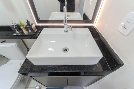 Apartamento para alugar com 37m², 2 quartos e sem vaga Apartamento para alugar com 37m², 2 quartos e sem vagaBanheiro Social