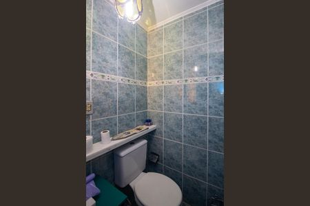 Casa para alugar com 200m², 4 quartos e 2 vagasBanheiro Social