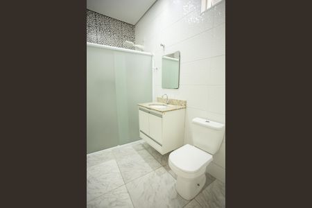 Casa para alugar com 55m², 2 quartos e sem vaga Casa para alugar com 55m², 2 quartos e sem vagaBanheiro