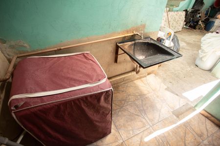 Casa para alugar com 55m², 2 quartos e sem vaga Casa para alugar com 55m², 2 quartos e sem vagaÁrea de Serviço