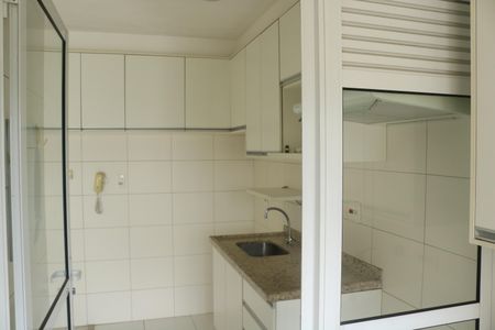 Apartamento à venda com 63m², 2 quartos e 1 vagaÁrea de Serviço