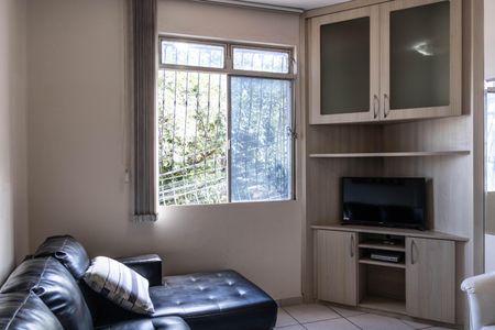 Sala de apartamento para alugar com 2 quartos, 88m² em Alto Caiçaras, Belo Horizonte