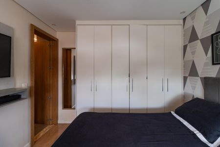 Apartamento à venda com 81m², 2 quartos e 2 vagasSuíte