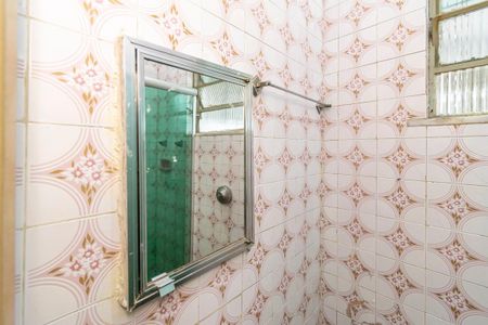 Apartamento para alugar com 60m², 2 quartos e sem vagaBanheiro da Suíte