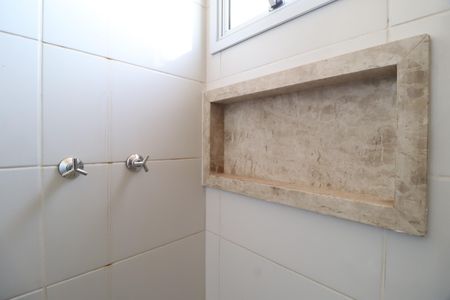 Apartamento para alugar com 70m², 2 quartos e 2 vagasBanheiro Social