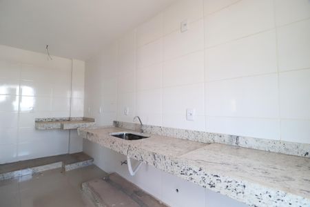 Apartamento para alugar com 70m², 2 quartos e 2 vagasCozinha