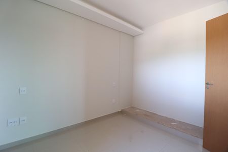 Apartamento para alugar com 70m², 2 quartos e 2 vagasSuíte
