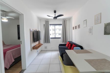 Apartamento para alugar com 37m², 2 quartos e sem vaga Apartamento para alugar com 37m², 2 quartos e sem vagaSala