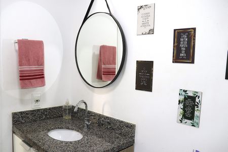 Apartamento à venda com 37m², 2 quartos e sem vagaBanheiro Social