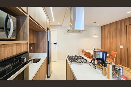 Apartamento à venda com 72m², 2 quartos e 1 vaga Apartamento à venda com 72m², 2 quartos e 1 vagaCozinha e área de serviço