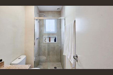 Apartamento à venda com 72m², 2 quartos e 1 vaga Apartamento à venda com 72m², 2 quartos e 1 vagaBanheiro da suite 2