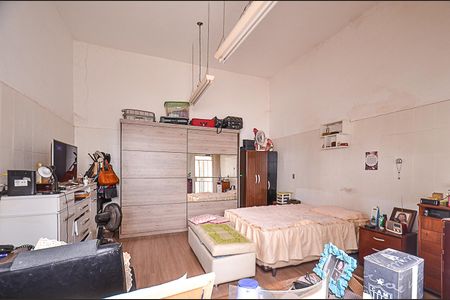 Casa à venda com 185m², 5 quartos e 2 vagasQuarto Externo