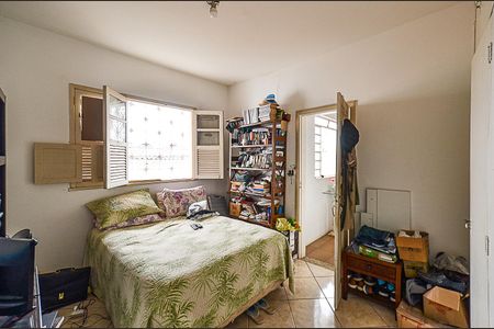 Casa à venda com 185m², 5 quartos e 2 vagasSuite