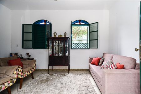 Casa à venda com 185m², 5 quartos e 2 vagasSala 2