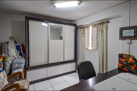 Casa à venda com 185m², 5 quartos e 2 vagasQuarto 2 Edicula