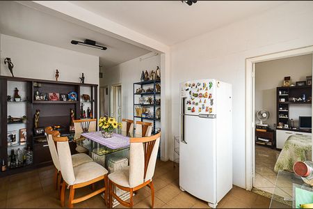 Casa à venda com 185m², 5 quartos e 2 vagasCozinha