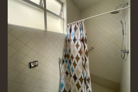 Apartamento à venda com 90m², 1 quarto e 1 vaga Apartamento à venda com 90m², 1 quarto e 1 vagaSuite