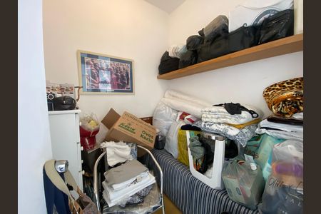 Apartamento à venda com 90m², 1 quarto e 1 vaga Apartamento à venda com 90m², 1 quarto e 1 vagaQuarto de Serviço