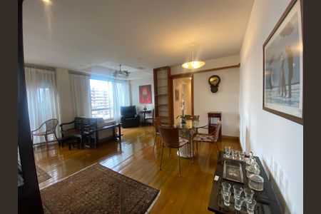 Apartamento à venda com 90m², 1 quarto e 1 vaga Apartamento à venda com 90m², 1 quarto e 1 vagaSala