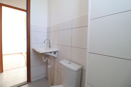 Apartamento para alugar com 42m², 2 quartos e 1 vagaBanheiro Social