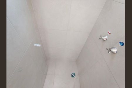 Apartamento para alugar com 43m², 2 quartos e sem vaga Apartamento para alugar com 43m², 2 quartos e sem vagaBanheiro Social