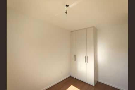 Quarto 1 de apartamento para alugar com 2 quartos, 43m² em Barra Olímpica, Rio de Janeiro