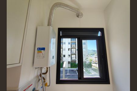 Área de Serviço de apartamento para alugar com 2 quartos, 43m² em Barra Olímpica, Rio de Janeiro