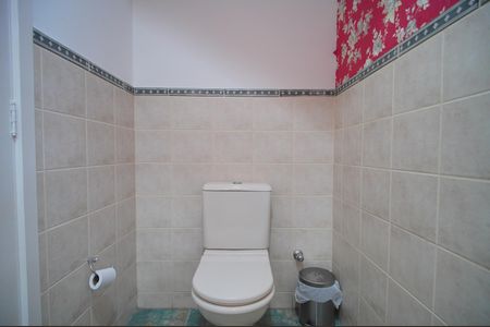 Casa à venda com 196m², 3 quartos e 3 vagasBanheiro 2