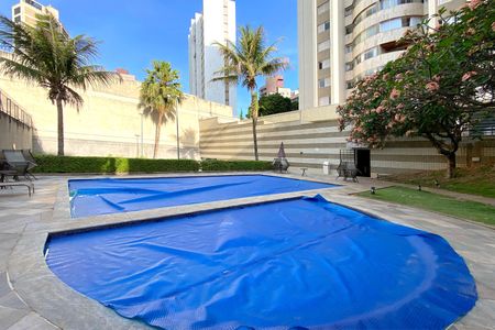 Apartamento à venda com 158m², 3 quartos e 2 vagasÁrea comum - Piscina