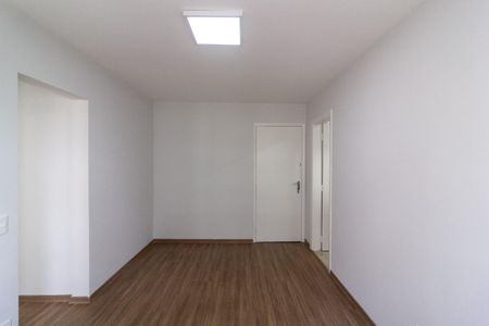 Apartamento para alugar com 45m², 1 quarto e 1 vaga Apartamento para alugar com 45m², 1 quarto e 1 vagaSala
