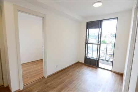 Sala de apartamento à venda com 2 quartos, 44m² em Santo Cristo, Rio de Janeiro