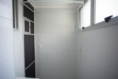 Apartamento para alugar com 59m², 2 quartos e 1 vagaÁrea de Serviço