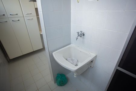 Apartamento para alugar com 59m², 2 quartos e 1 vagaÁrea de Serviço