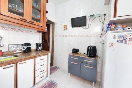 Apartamento à venda com 97m², 2 quartos e sem vagaCozinha 