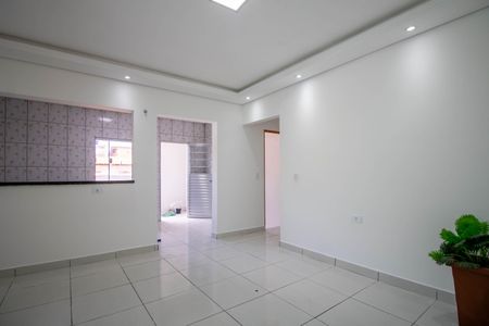 Sala de casa para alugar com 2 quartos, 80m² em Jardim Saint Moritz, Taboão da Serra