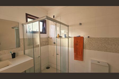 Casa para alugar com 250m², 4 quartos e 5 vagasBanheiro da Suíte 