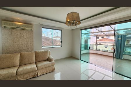 Sala de casa para alugar com 4 quartos, 232m² em Embaré, Santos