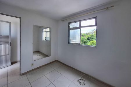 Sala de apartamento à venda com 2 quartos, 60m² em São Domingos, Niterói