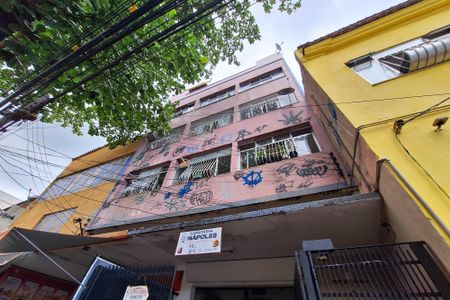 Apartamento à venda com 60m², 2 quartos e sem vaga Apartamento à venda com 60m², 2 quartos e sem vagaFachada