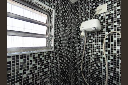 Casa à venda com 200m², 2 quartos e 4 vagas Casa à venda com 200m², 2 quartos e 4 vagasBanheiro da Suíte