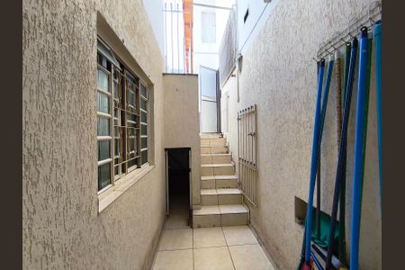 Casa à venda com 200m², 2 quartos e 4 vagas Casa à venda com 200m², 2 quartos e 4 vagasÁrea externa