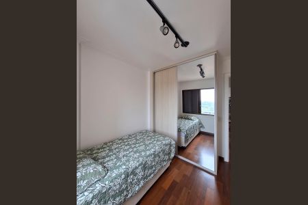Apartamento à venda com 93m², 3 quartos e 1 vagaQuarto 2