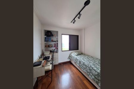 Apartamento à venda com 93m², 3 quartos e 1 vagaQuarto 2