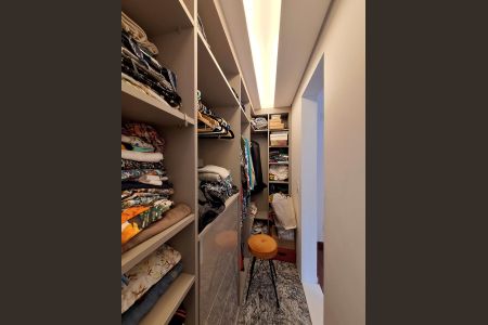 Apartamento à venda com 93m², 3 quartos e 1 vagaCloset Quarto 3